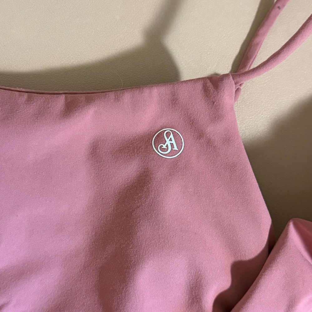 Sacred Activewear Pink Scrunch Biker Shorts Set Size M Workout Gym Set Athletic - Picture 4 of 14